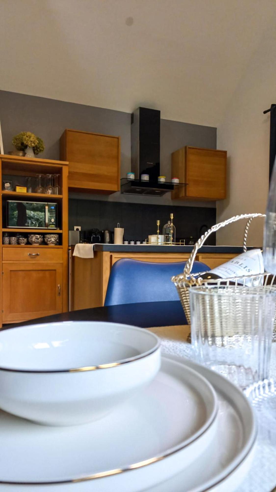 Duplex Le Colombier - Beautiful Charming Home Мани льо Онгр Екстериор снимка