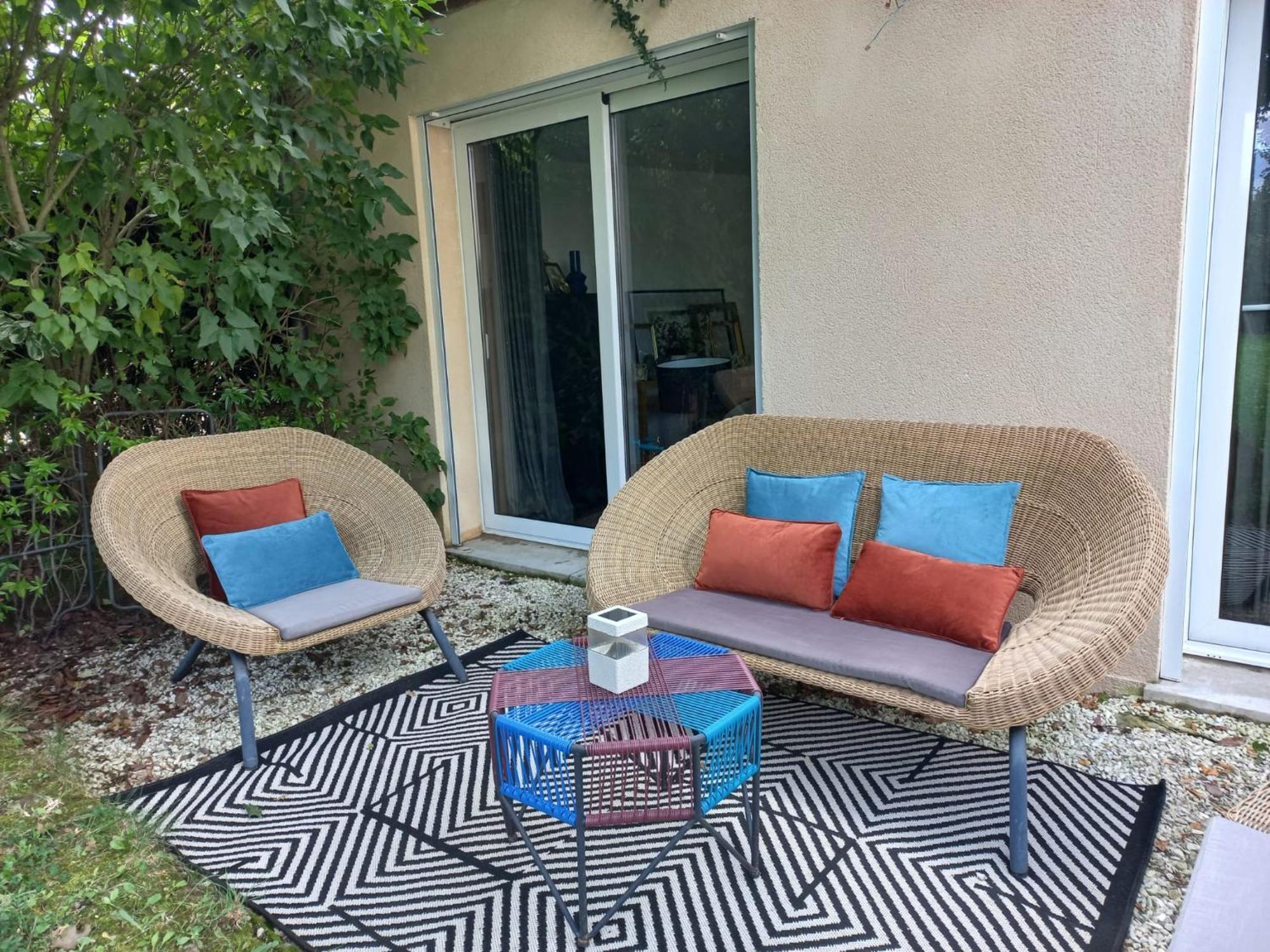 Duplex Le Colombier - Beautiful Charming Home Мани льо Онгр Екстериор снимка